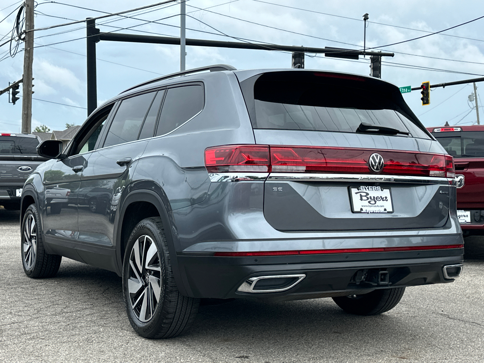 2024 Volkswagen Atlas 2.0T SE w/Technology 4