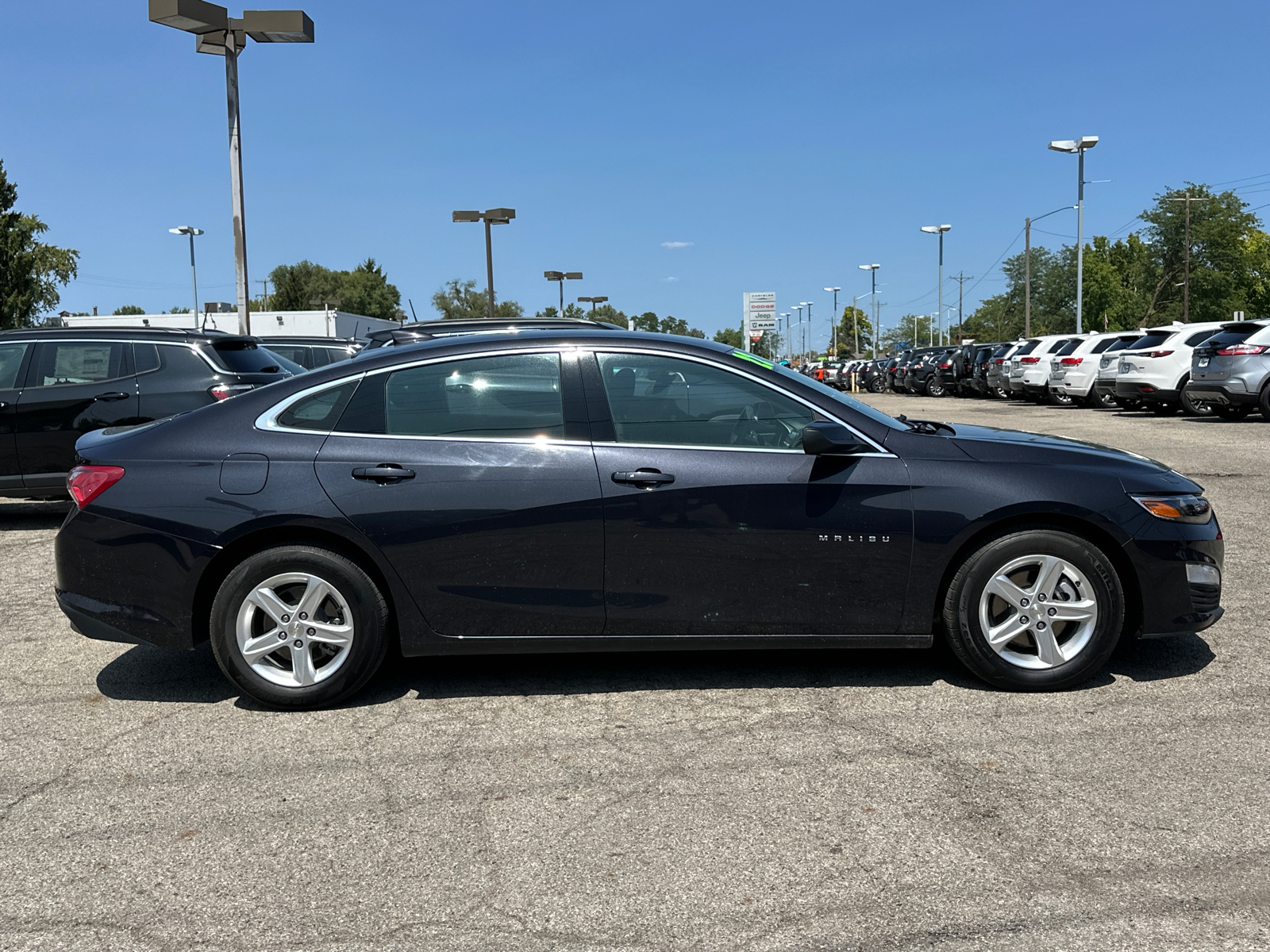 2022 Chevrolet Malibu LT 2