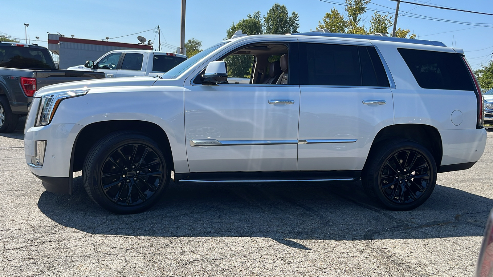 2017 Cadillac Escalade Luxury 6