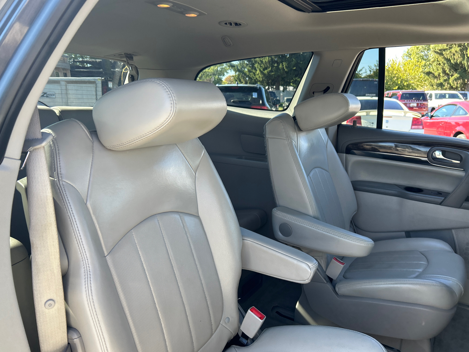 2017 Buick Enclave Leather Group 6