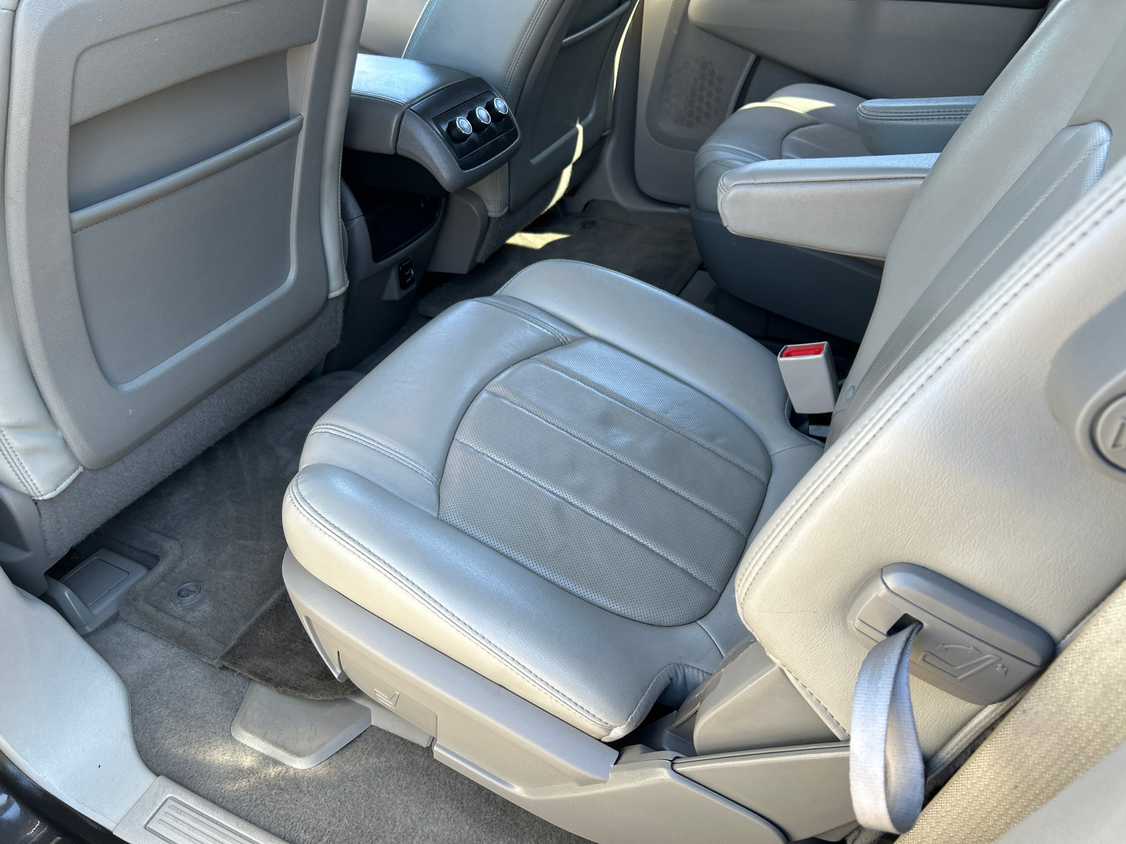 2017 Buick Enclave Leather Group 16