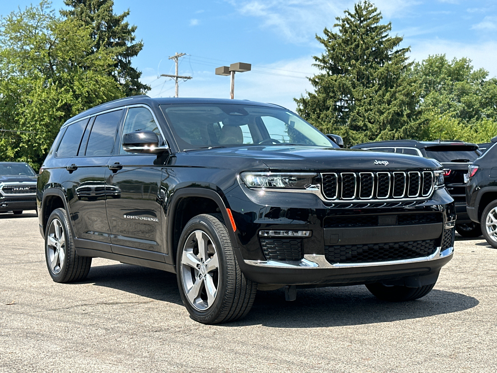 2021 Jeep Grand Cherokee L Limited 1