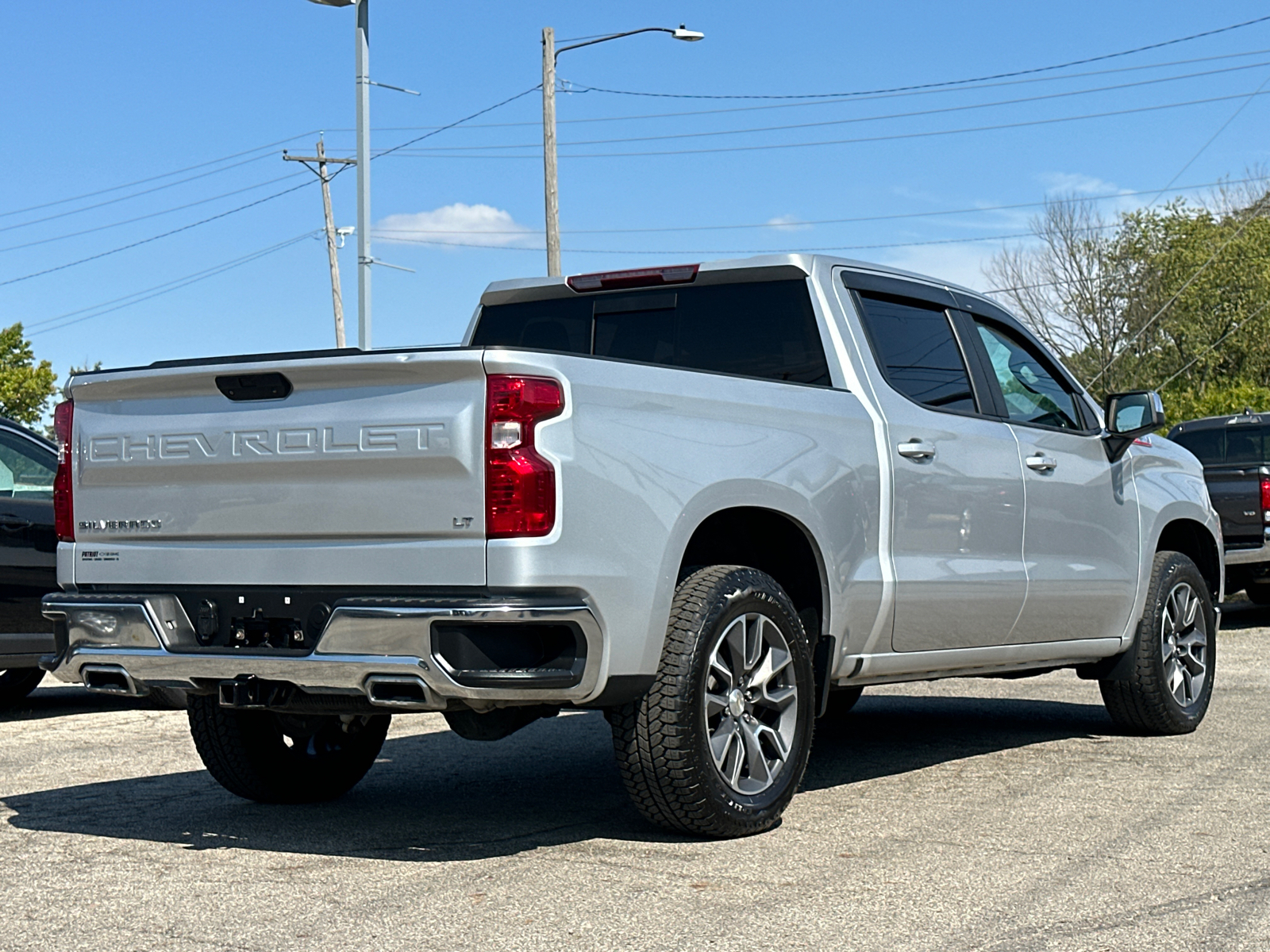 2021 Chevrolet Silverado 1500 LT 3