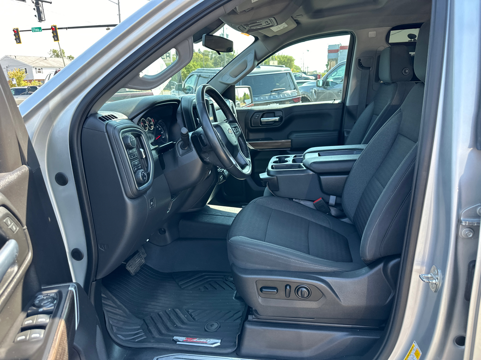 2021 Chevrolet Silverado 1500 LT 6