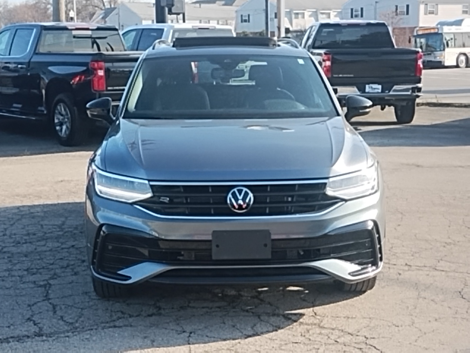 2022 Volkswagen Tiguan 2.0T SE R-Line Black 34