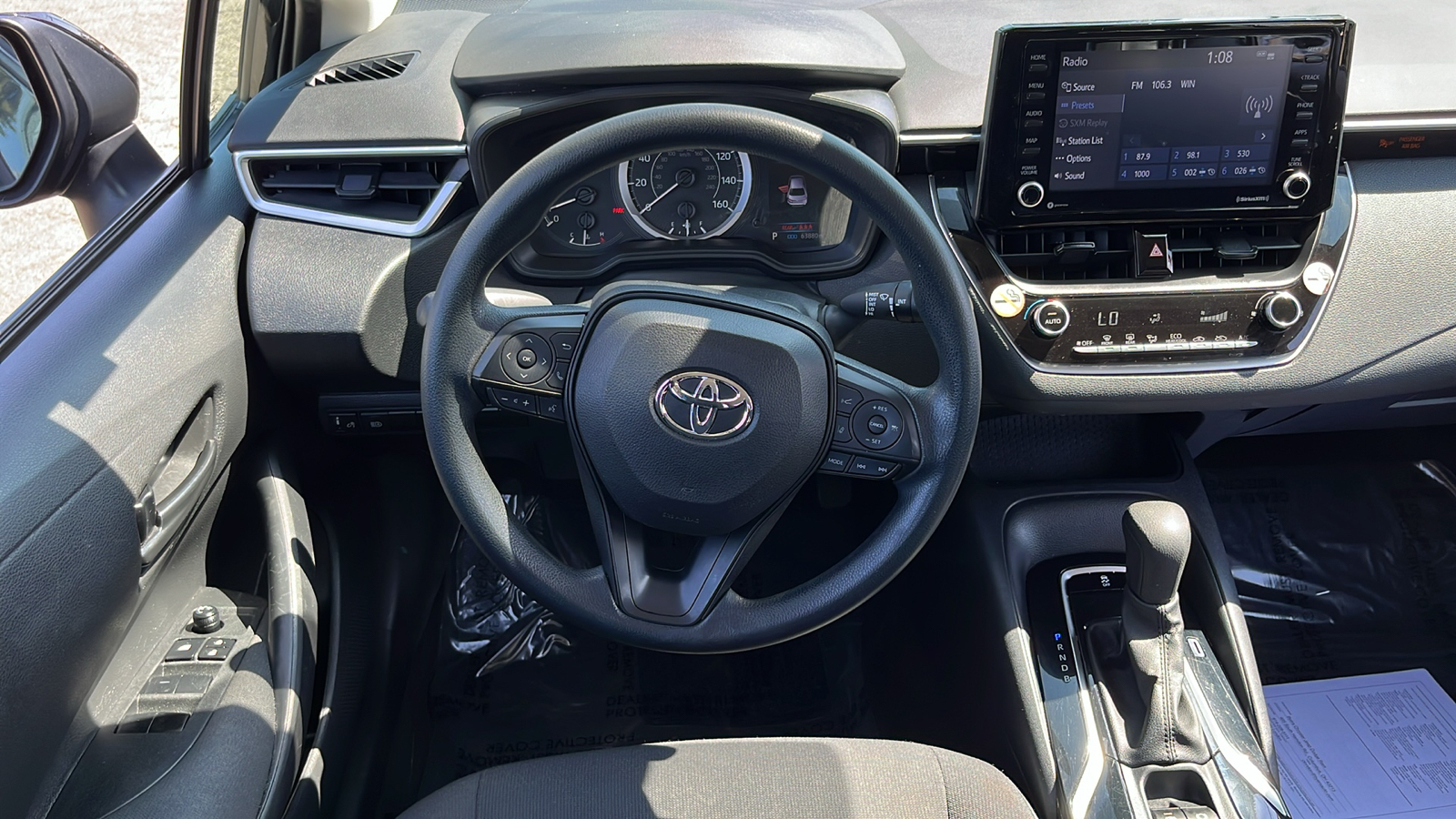 2022 Toyota Corolla LE 33