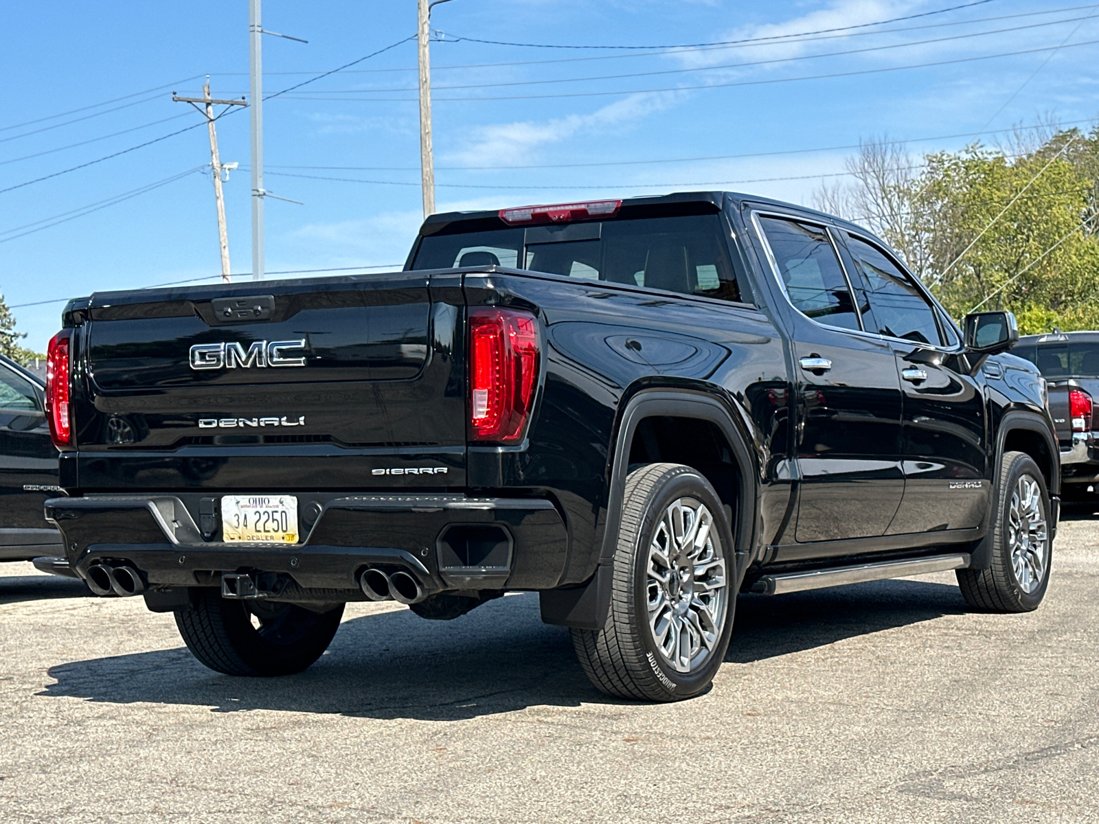 2023 GMC Sierra 1500 Denali Ultimate 3