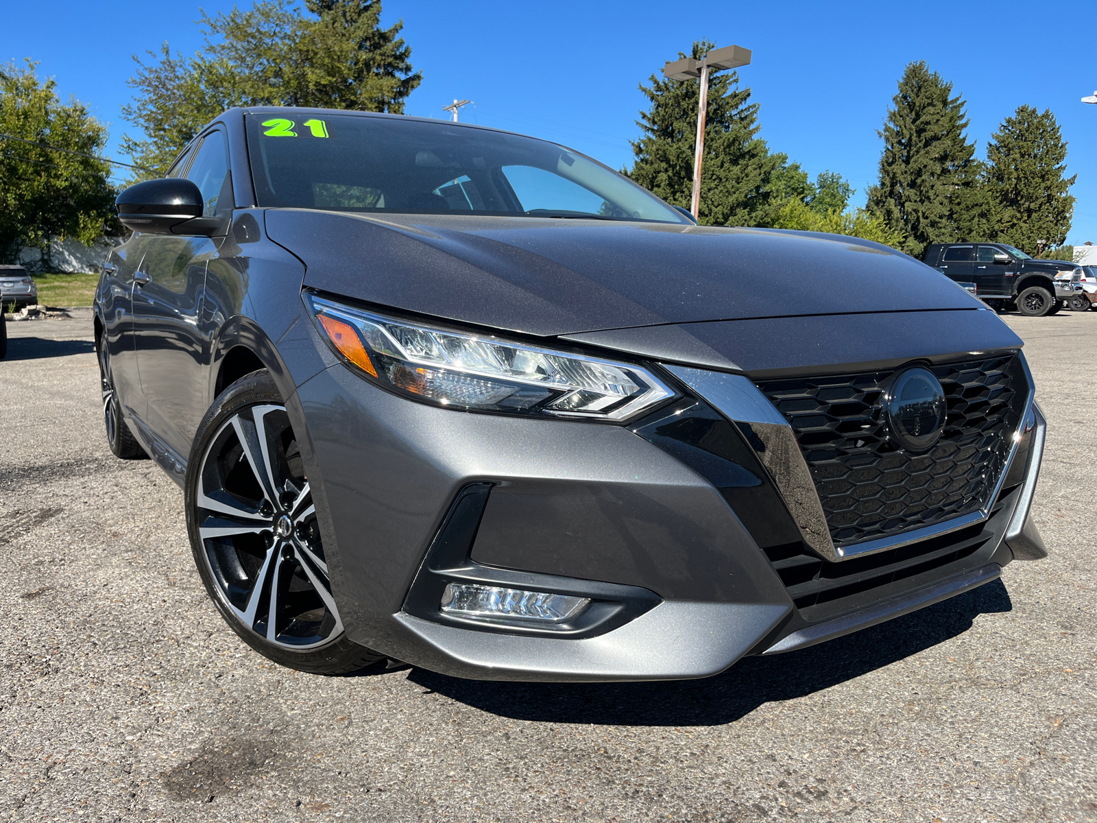 2021 Nissan Sentra SR 2