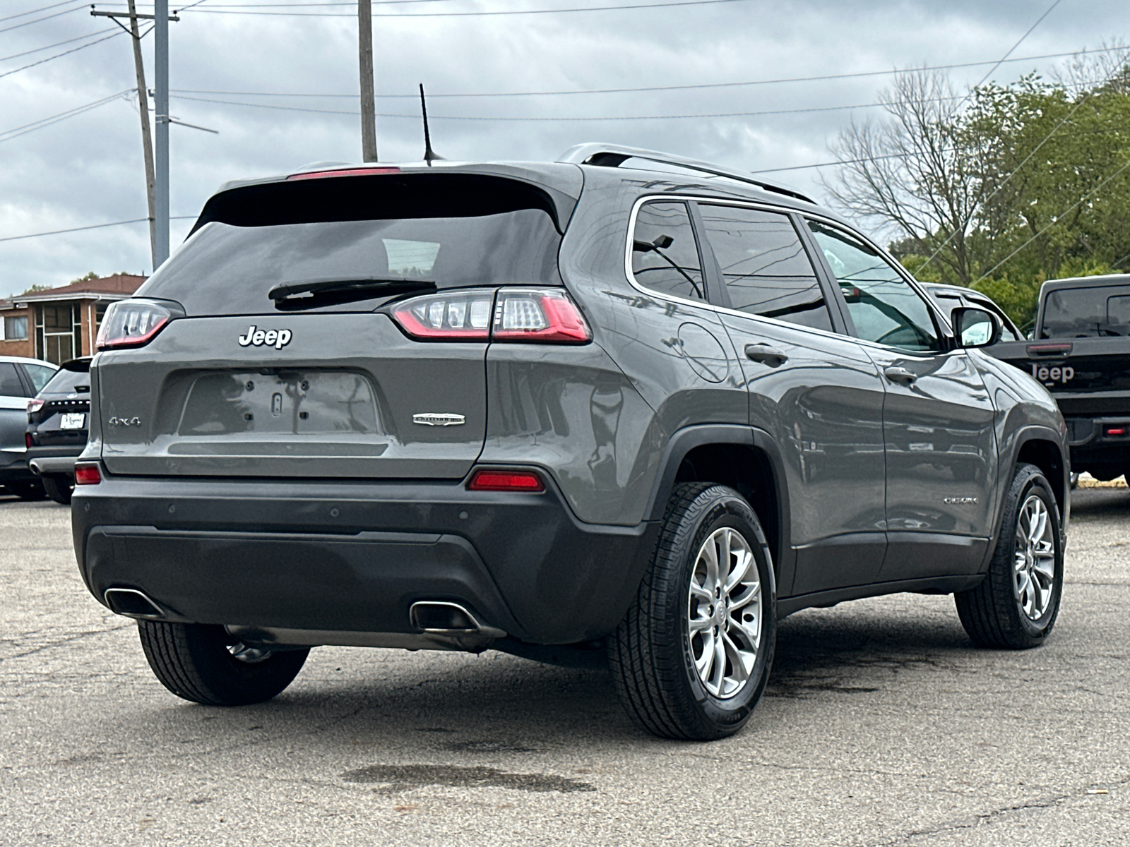 2021 Jeep Cherokee Latitude Lux 3