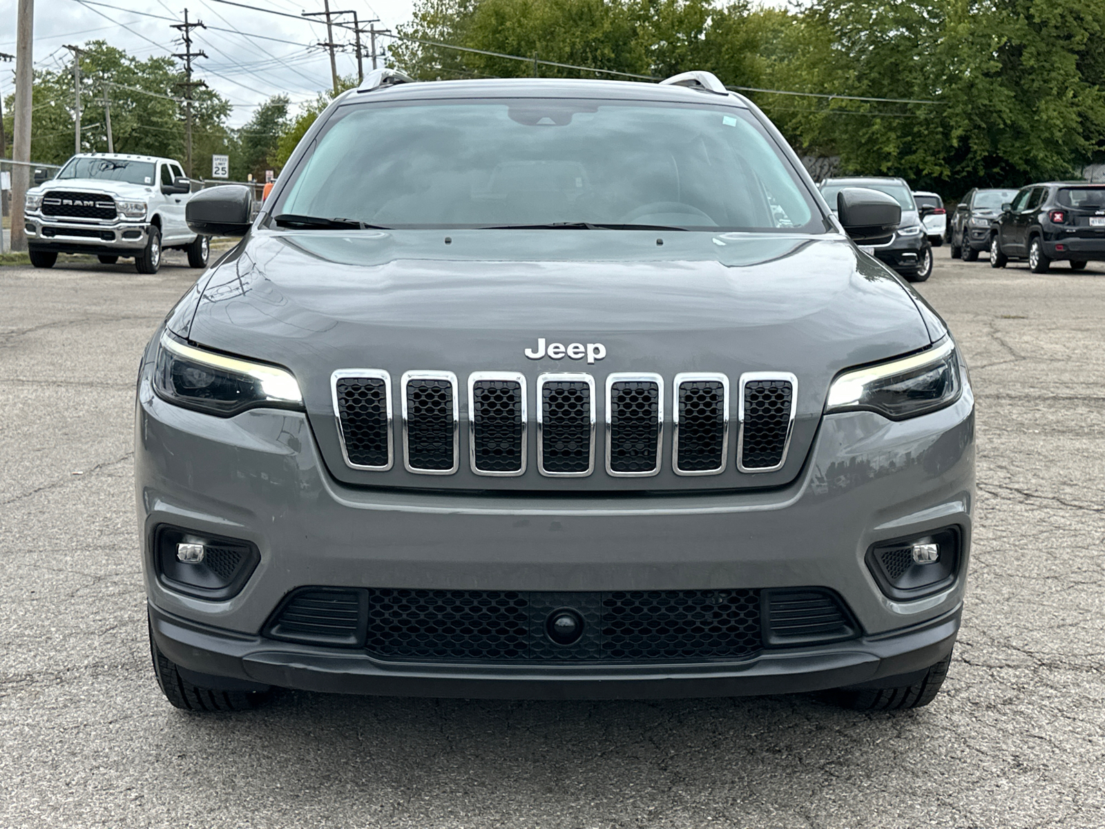 2021 Jeep Cherokee Latitude Lux 33