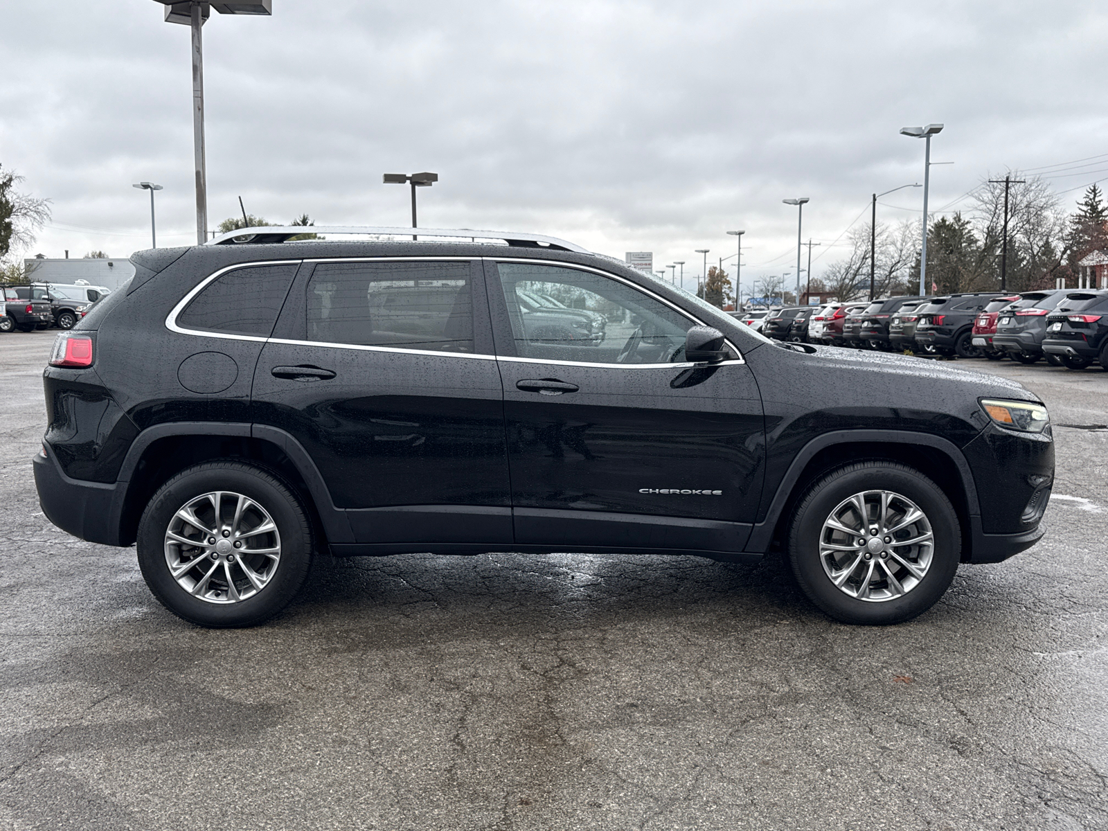 2020 Jeep Cherokee Latitude Plus 2