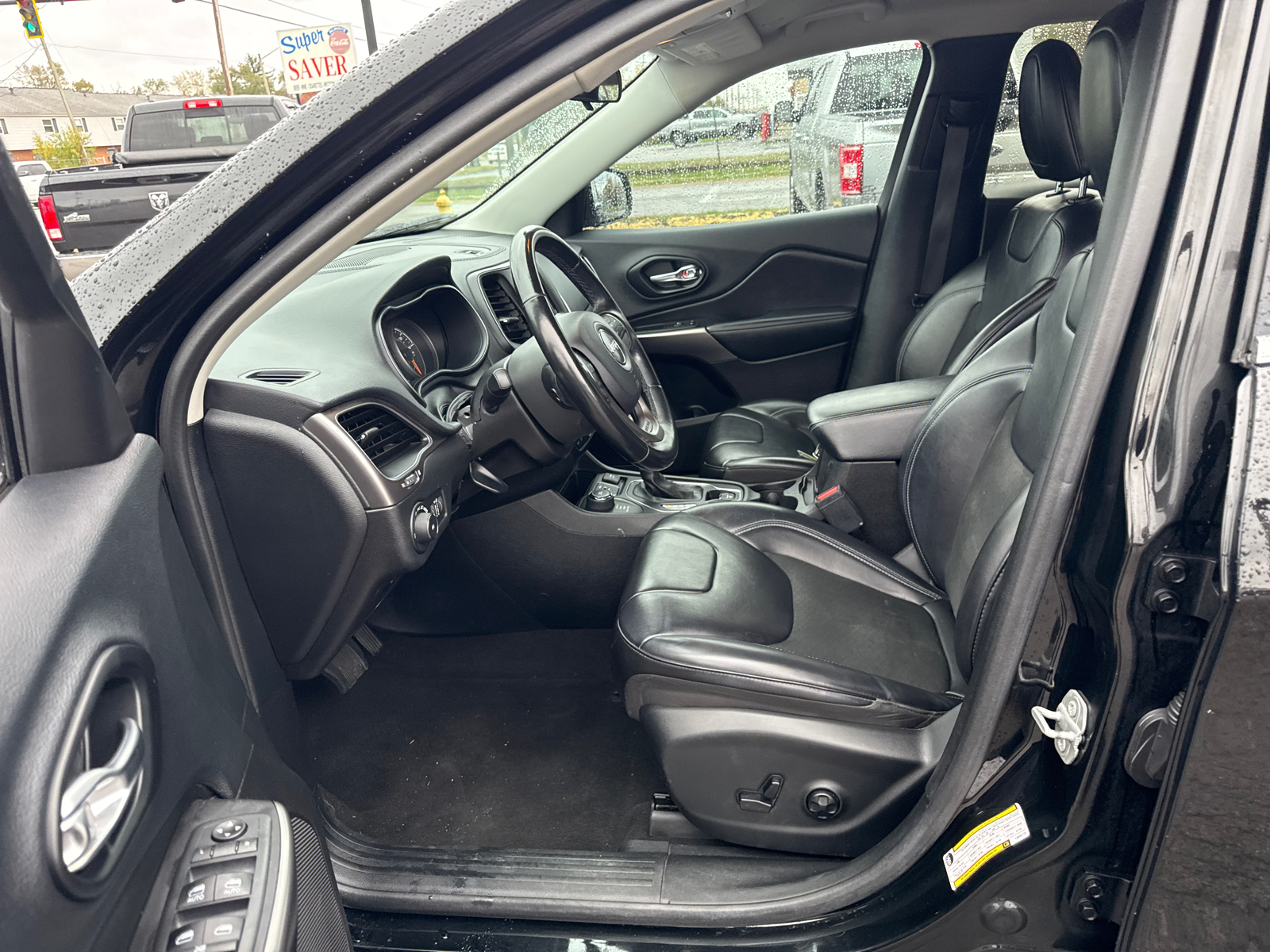 2020 Jeep Cherokee Latitude Plus 6