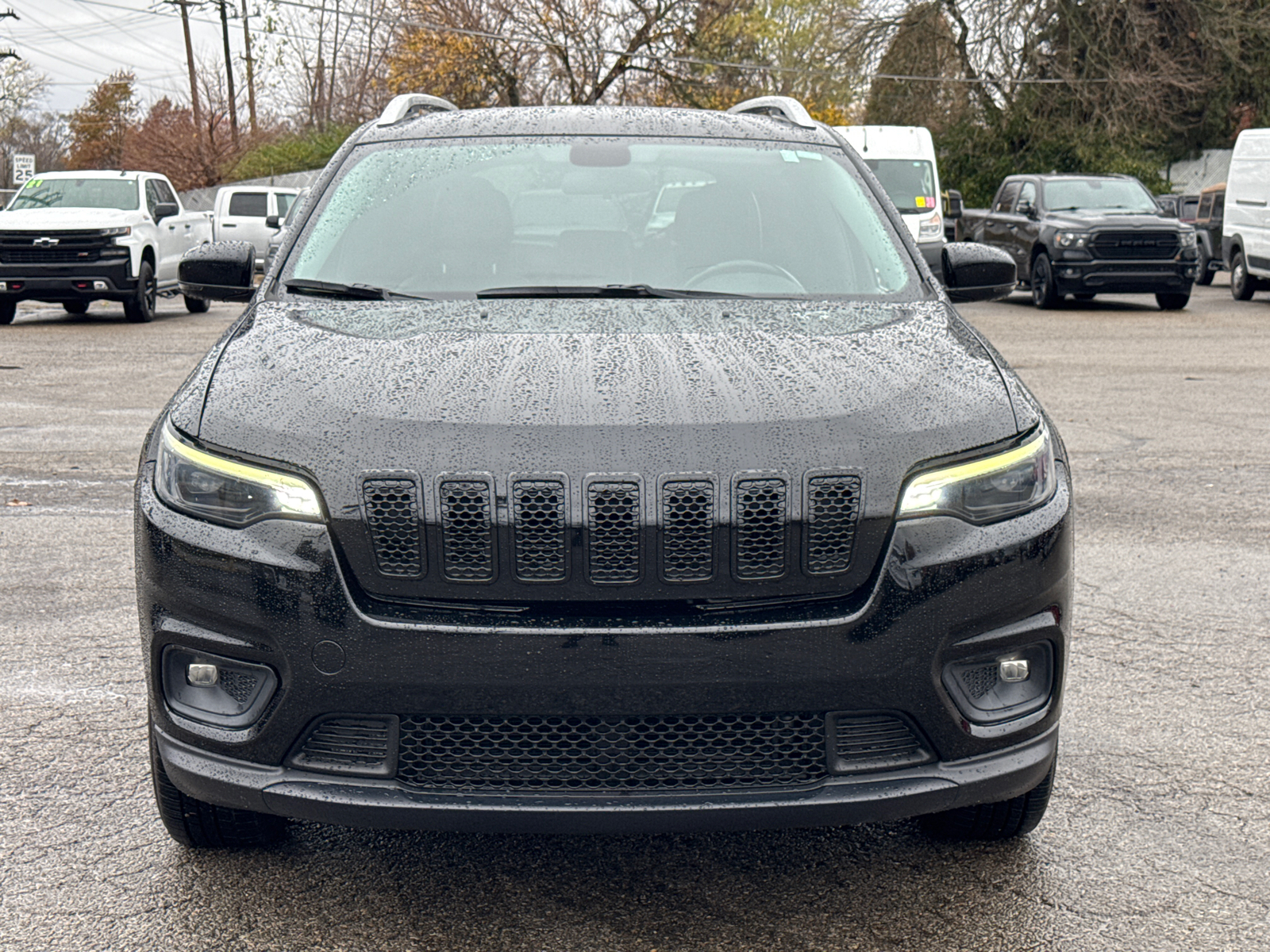 2020 Jeep Cherokee Latitude Plus 32