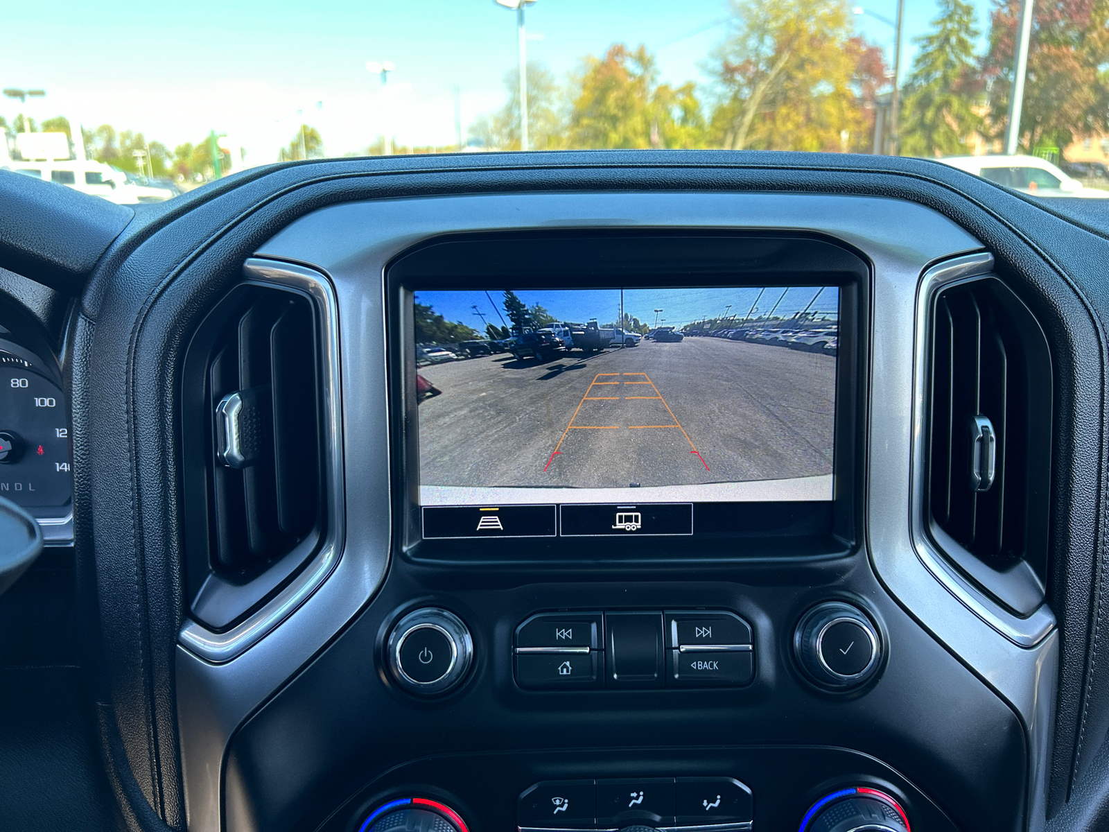 2021 Chevrolet Silverado 1500 LT Trail Boss 29