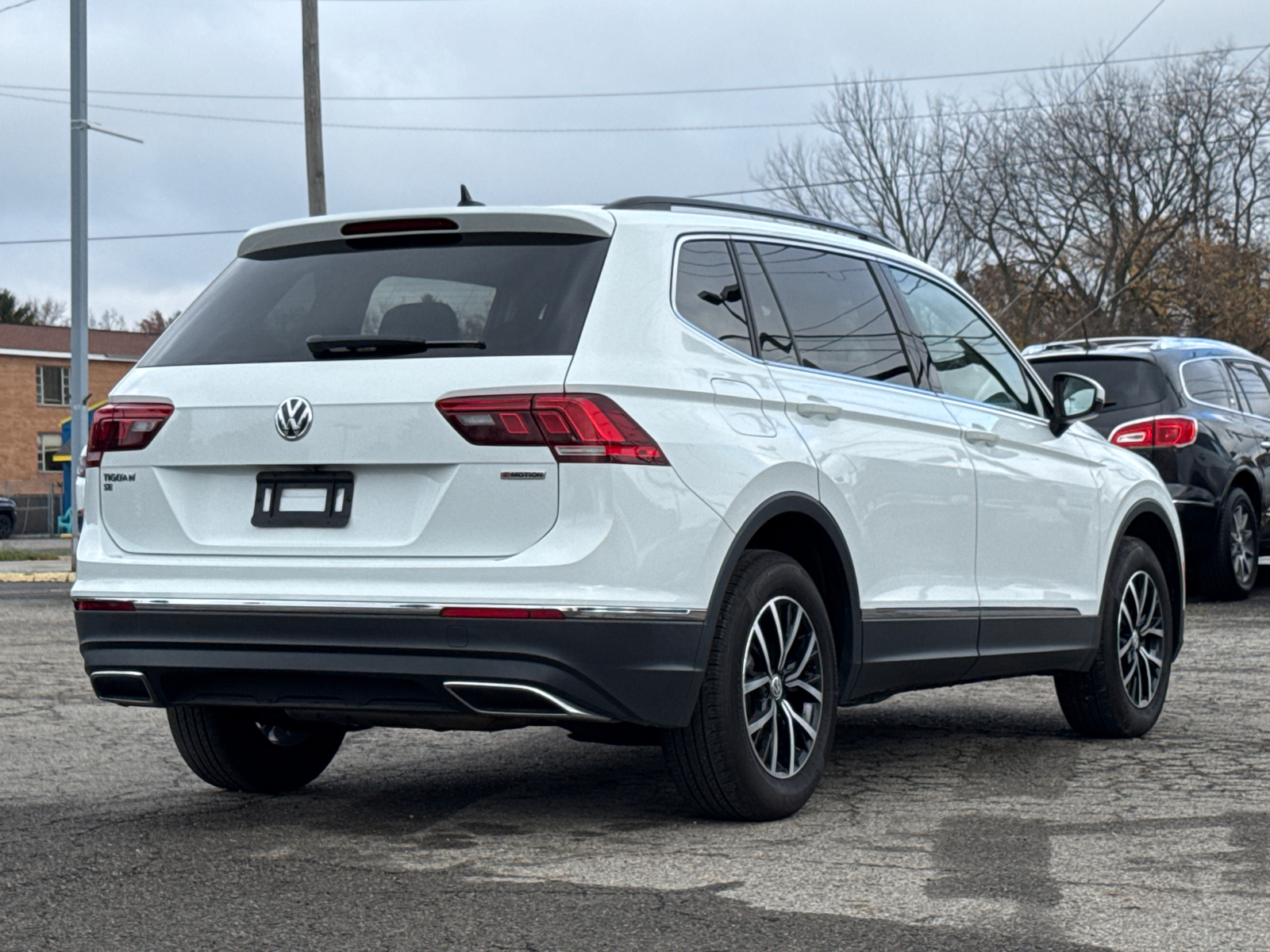 2021 Volkswagen Tiguan 2.0T SE 3