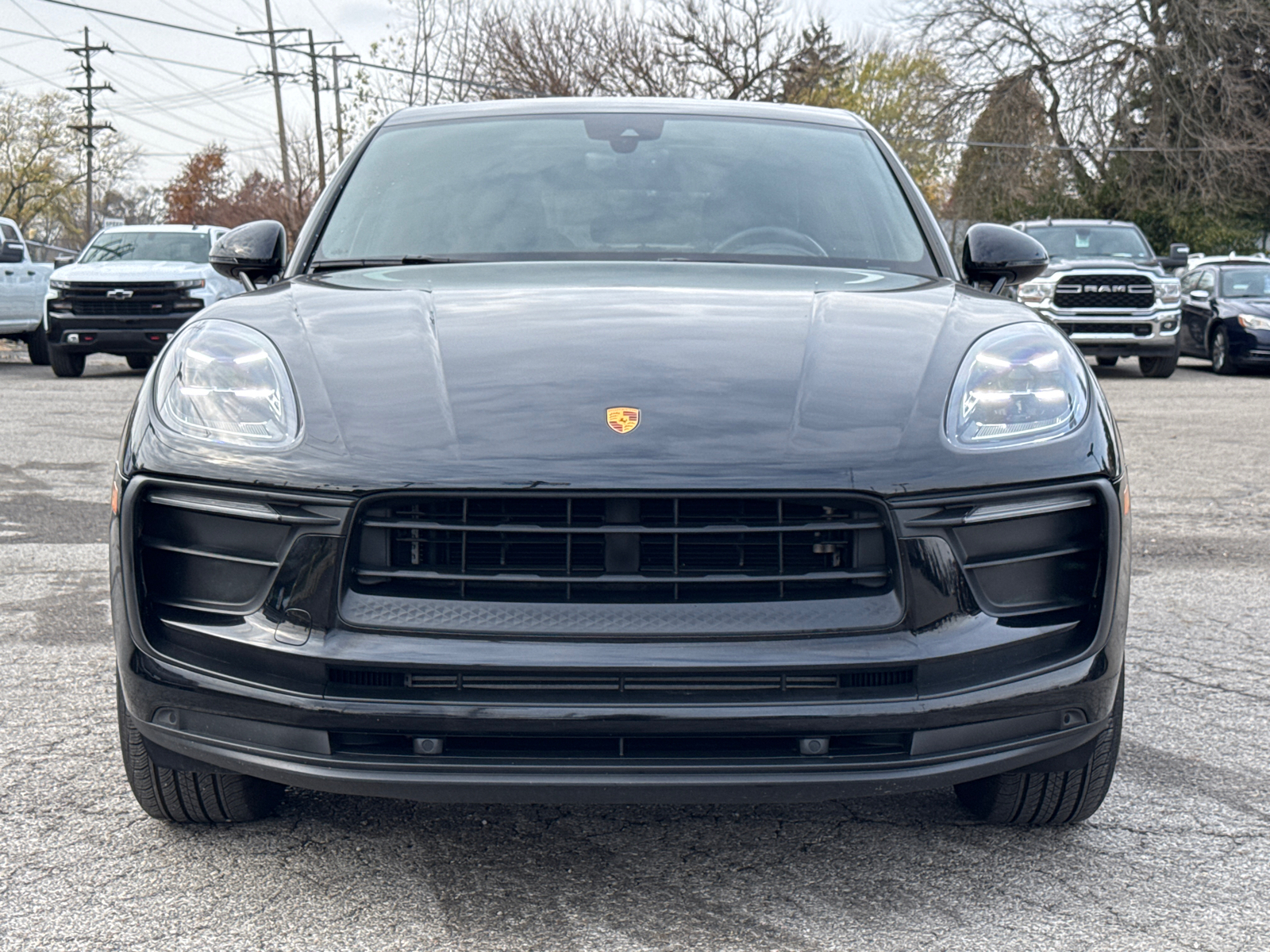 2022 Porsche Macan Base 34