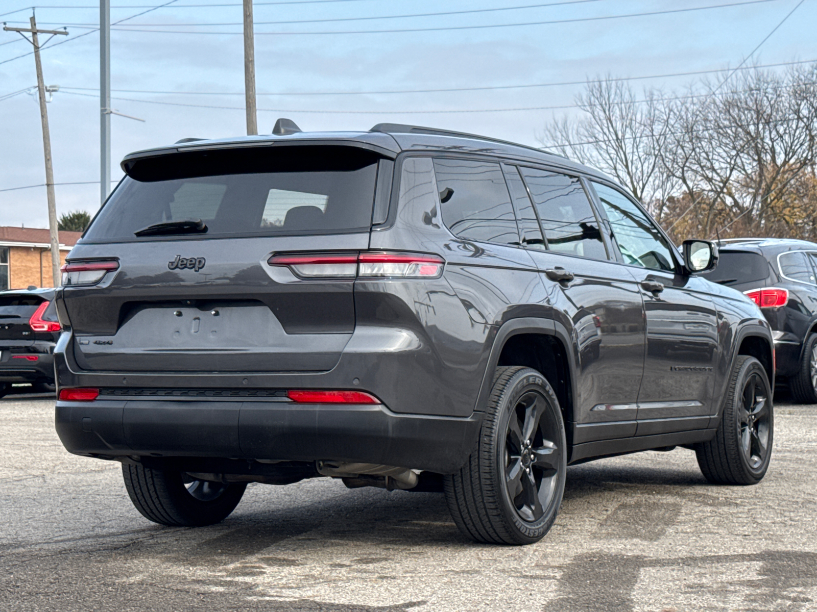 2022 Jeep Grand Cherokee L Laredo 3