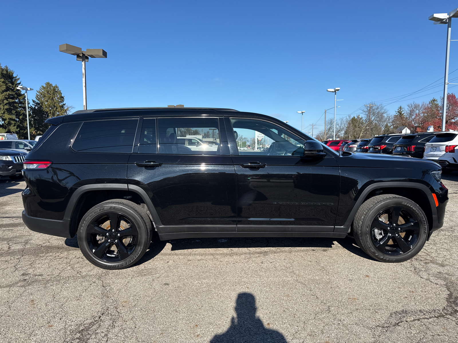 2021 Jeep Grand Cherokee L Laredo 2