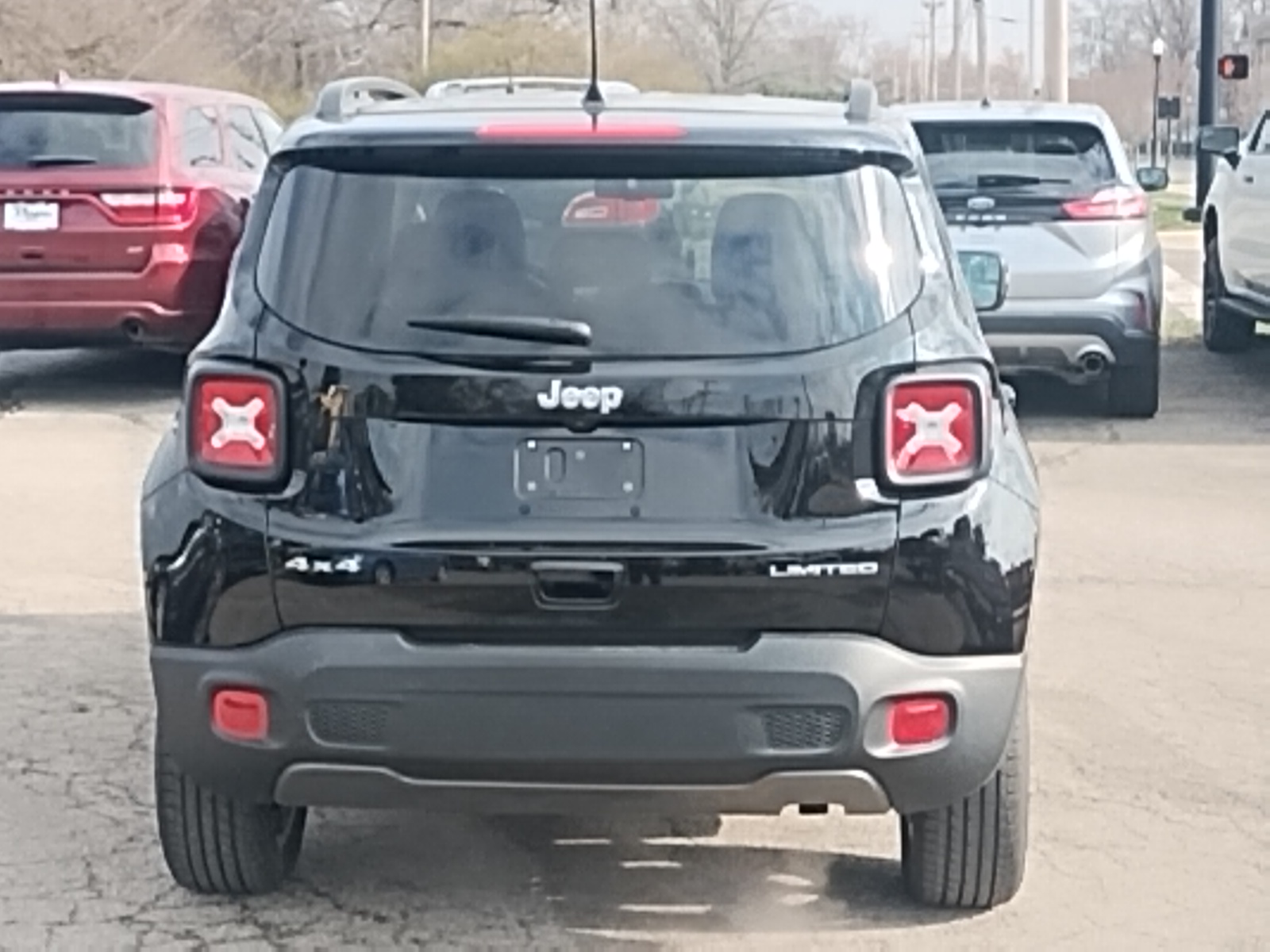 2023 Jeep Renegade Limited 32