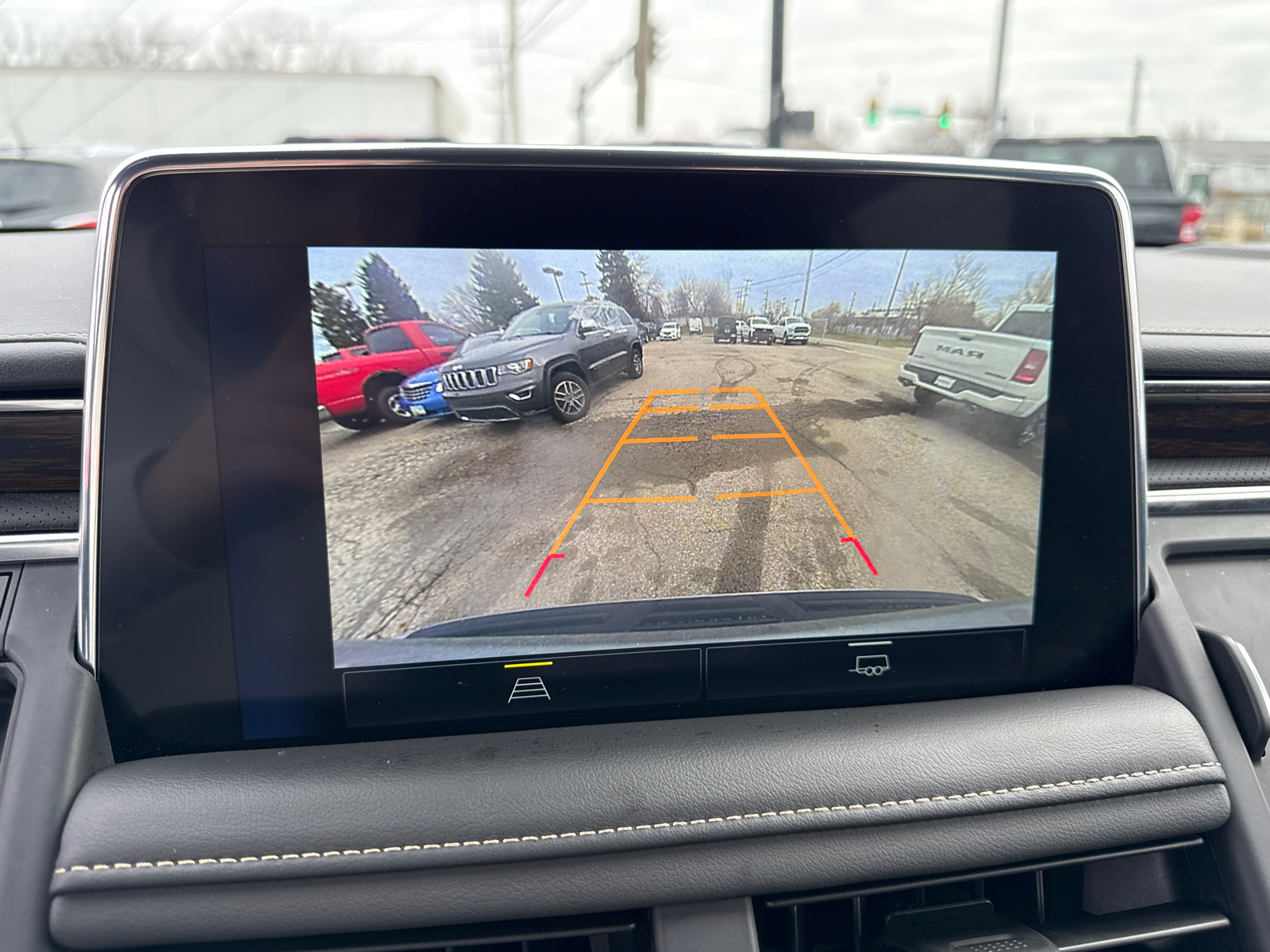 2023 Chevrolet Suburban Premier 18