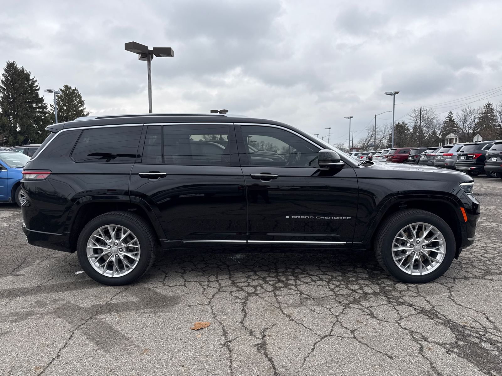 2021 Jeep Grand Cherokee L Summit 2