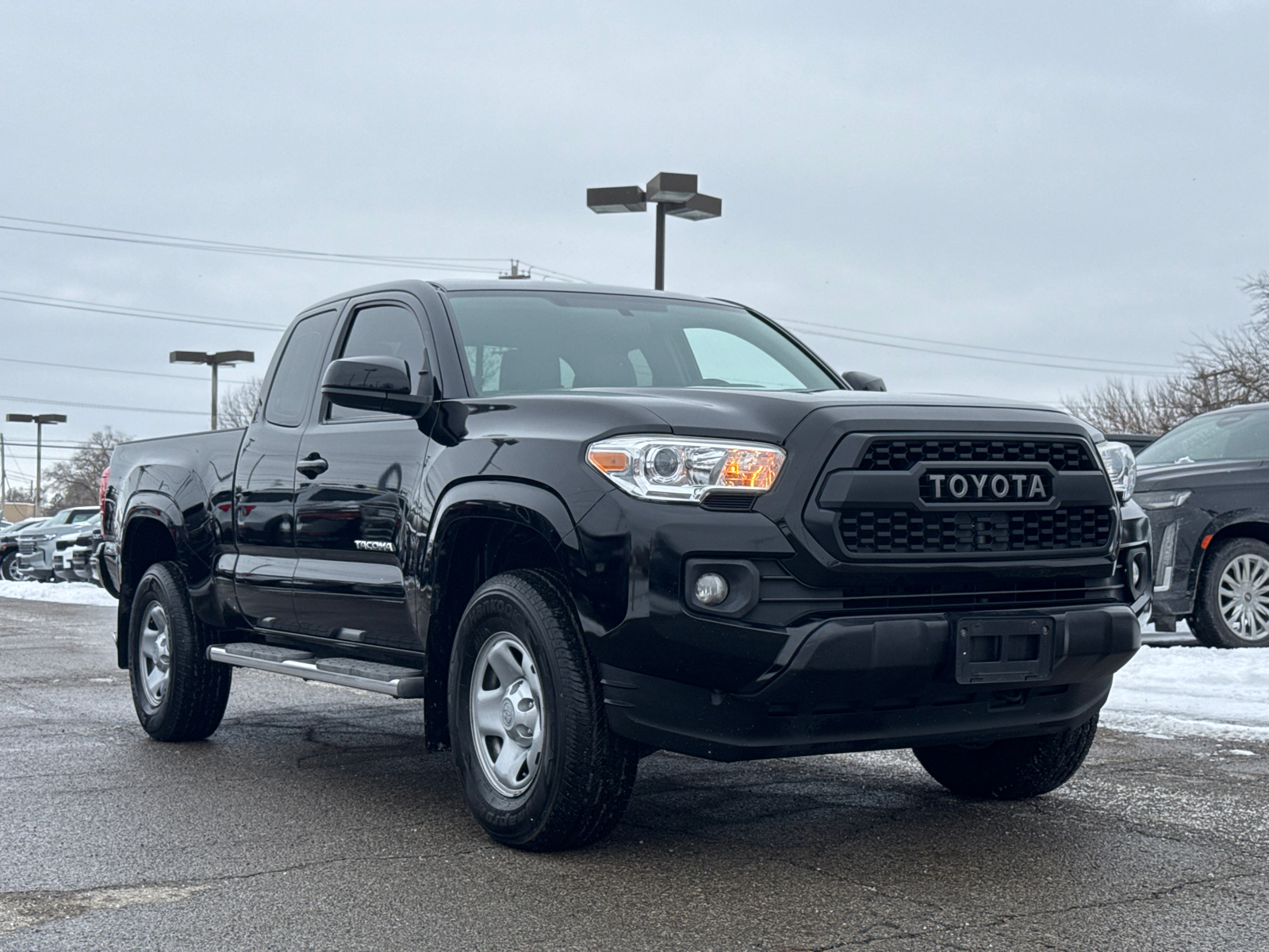 2017 Toyota Tacoma SR 1