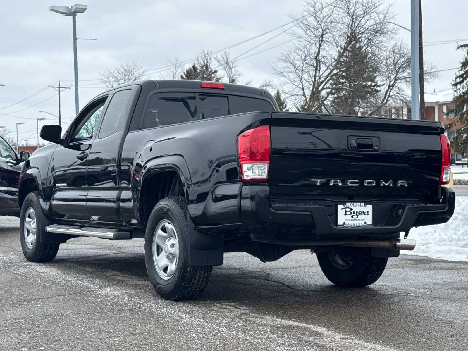 2017 Toyota Tacoma SR 4