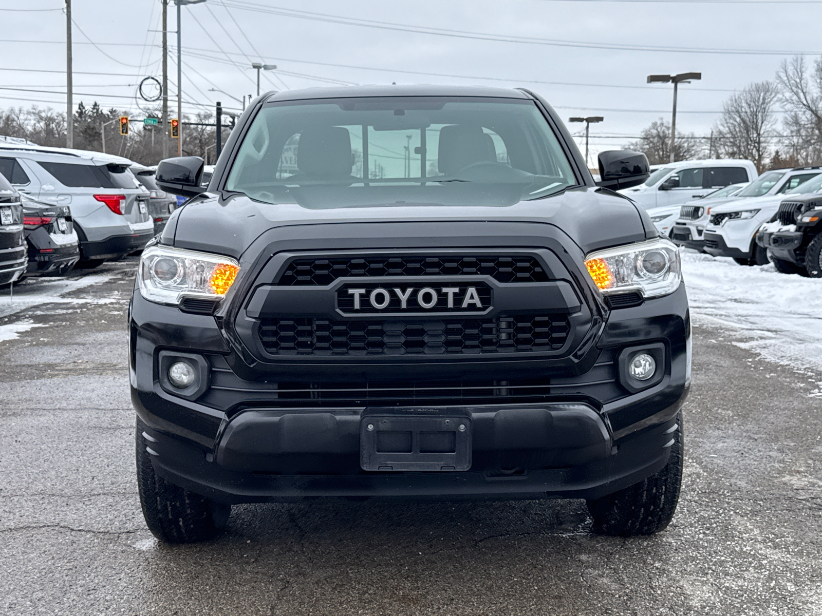 2017 Toyota Tacoma SR 32