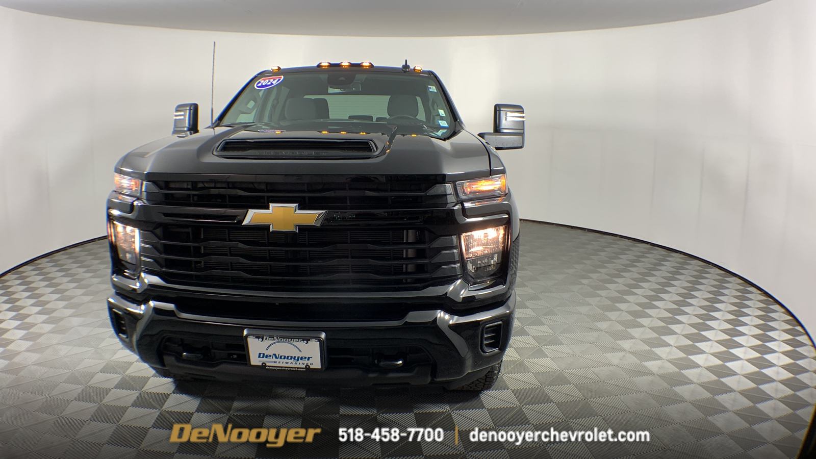 2024 Chevrolet Silverado 2500HD Custom 11