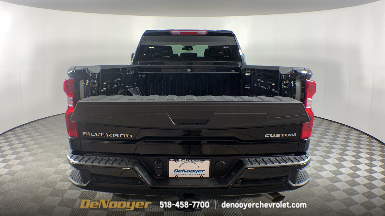 2024 Chevrolet Silverado 2500HD Custom 39