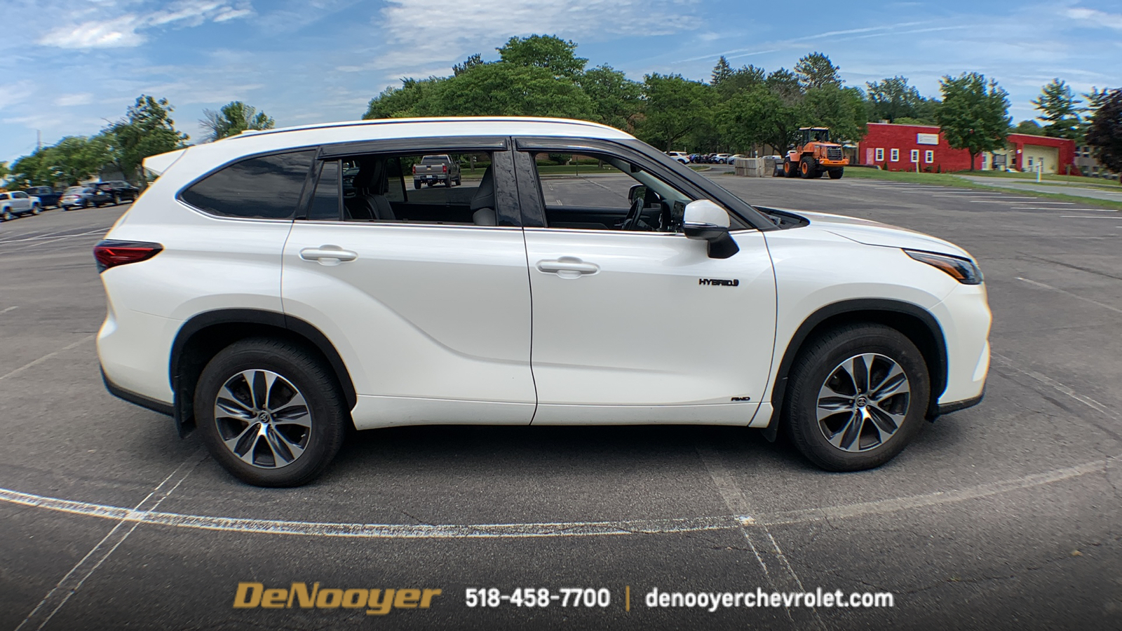 2021 Toyota Highlander Hybrid XLE 10