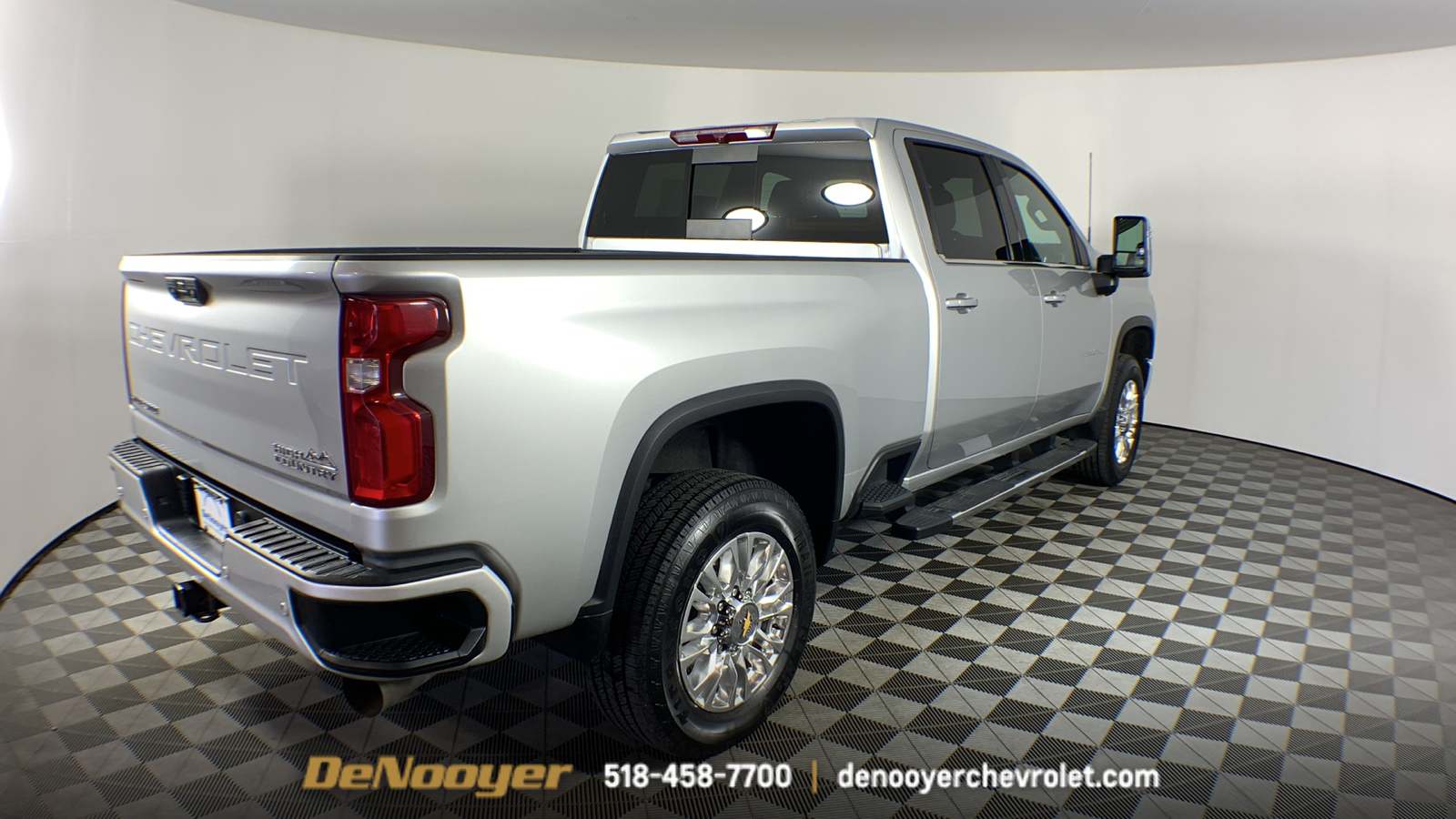 2022 Chevrolet Silverado 3500HD High Country 9