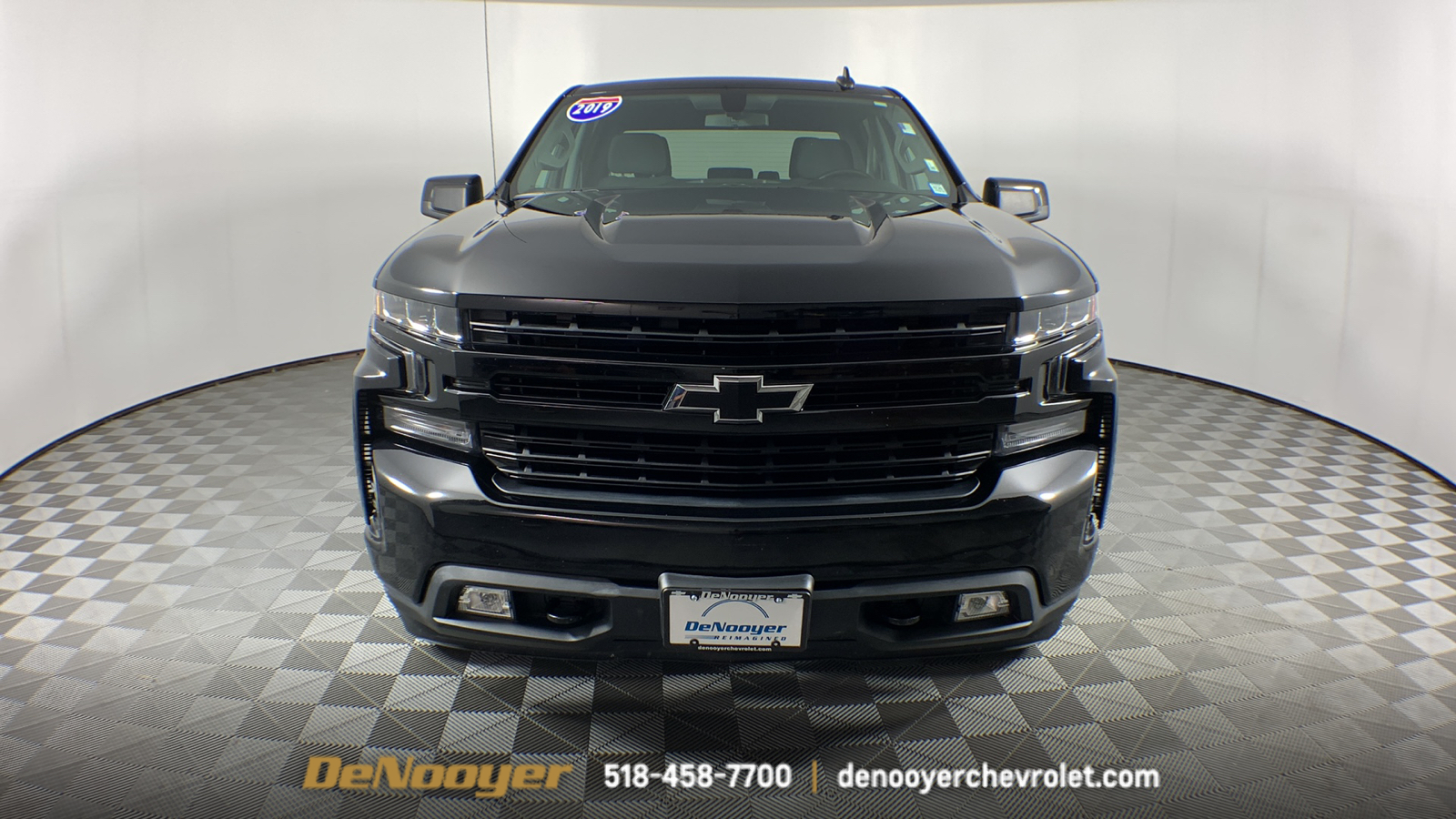 2019 Chevrolet Silverado 1500 RST 3