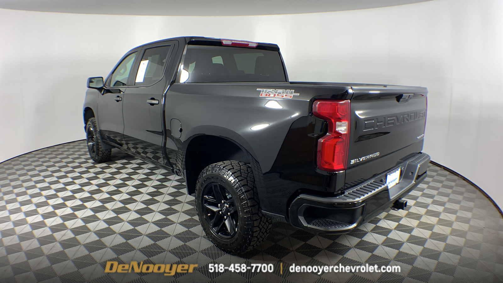 2021 Chevrolet Silverado 1500 Custom Trail Boss 6