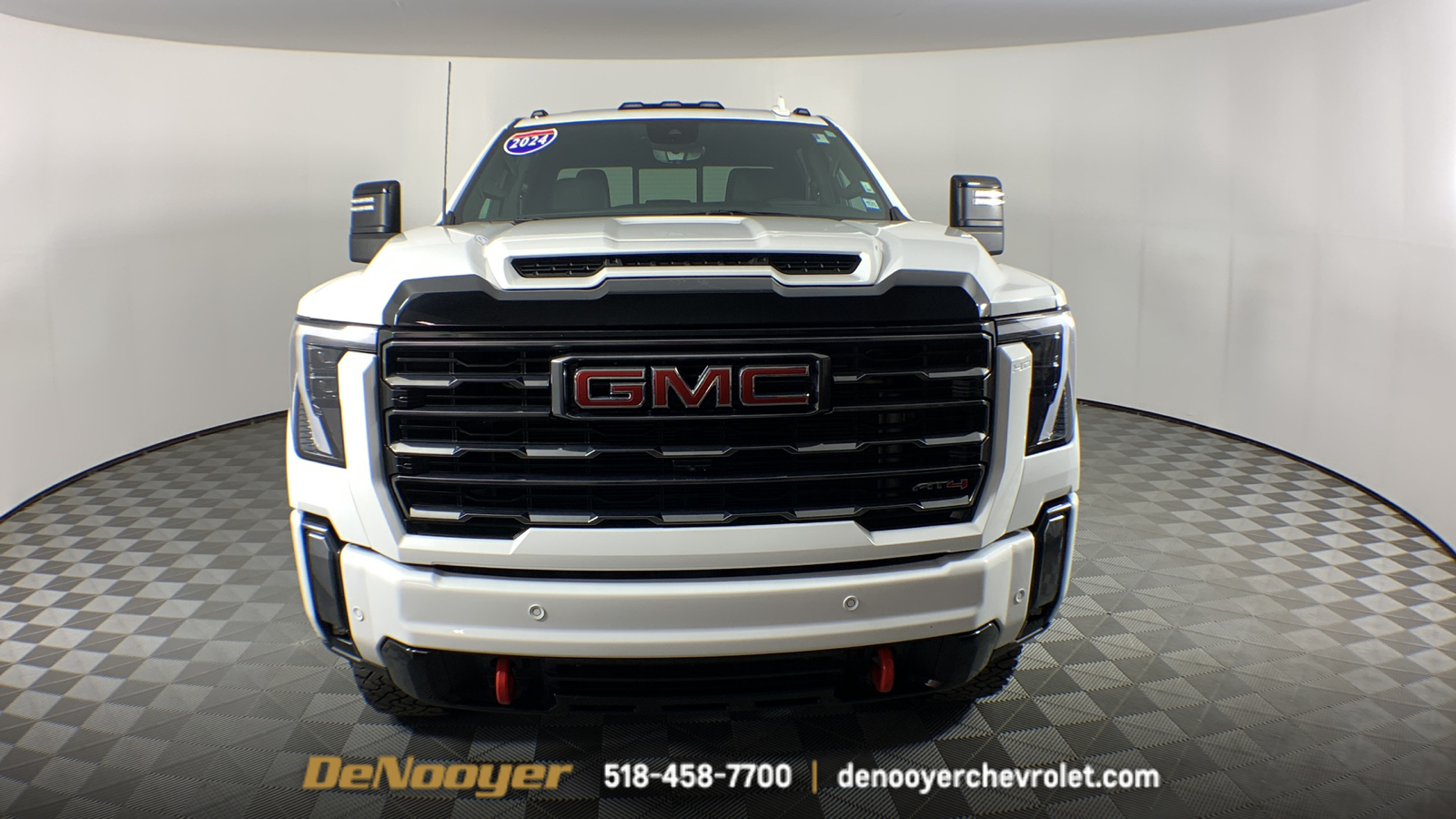 2024 GMC Sierra 2500HD AT4 3