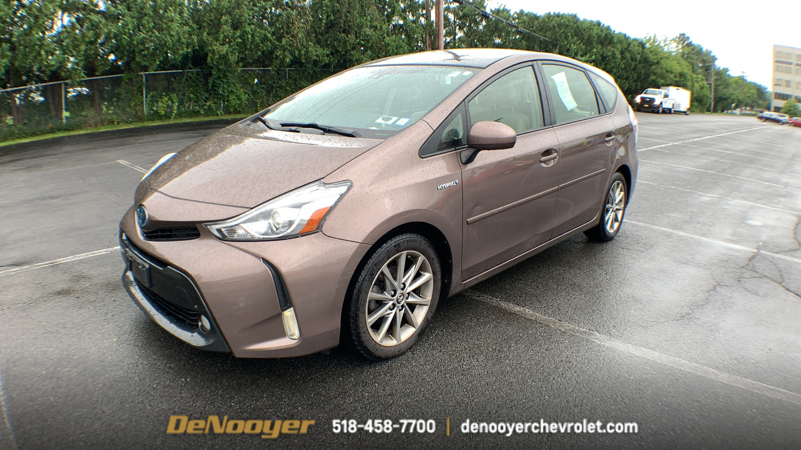 2015 Toyota Prius v  4