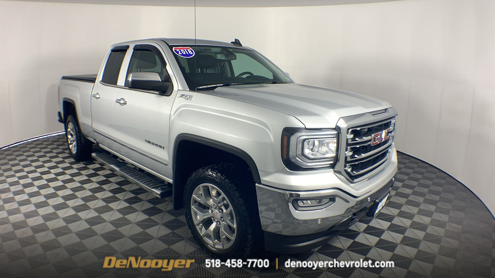 2018 GMC Sierra 1500 SLT 1