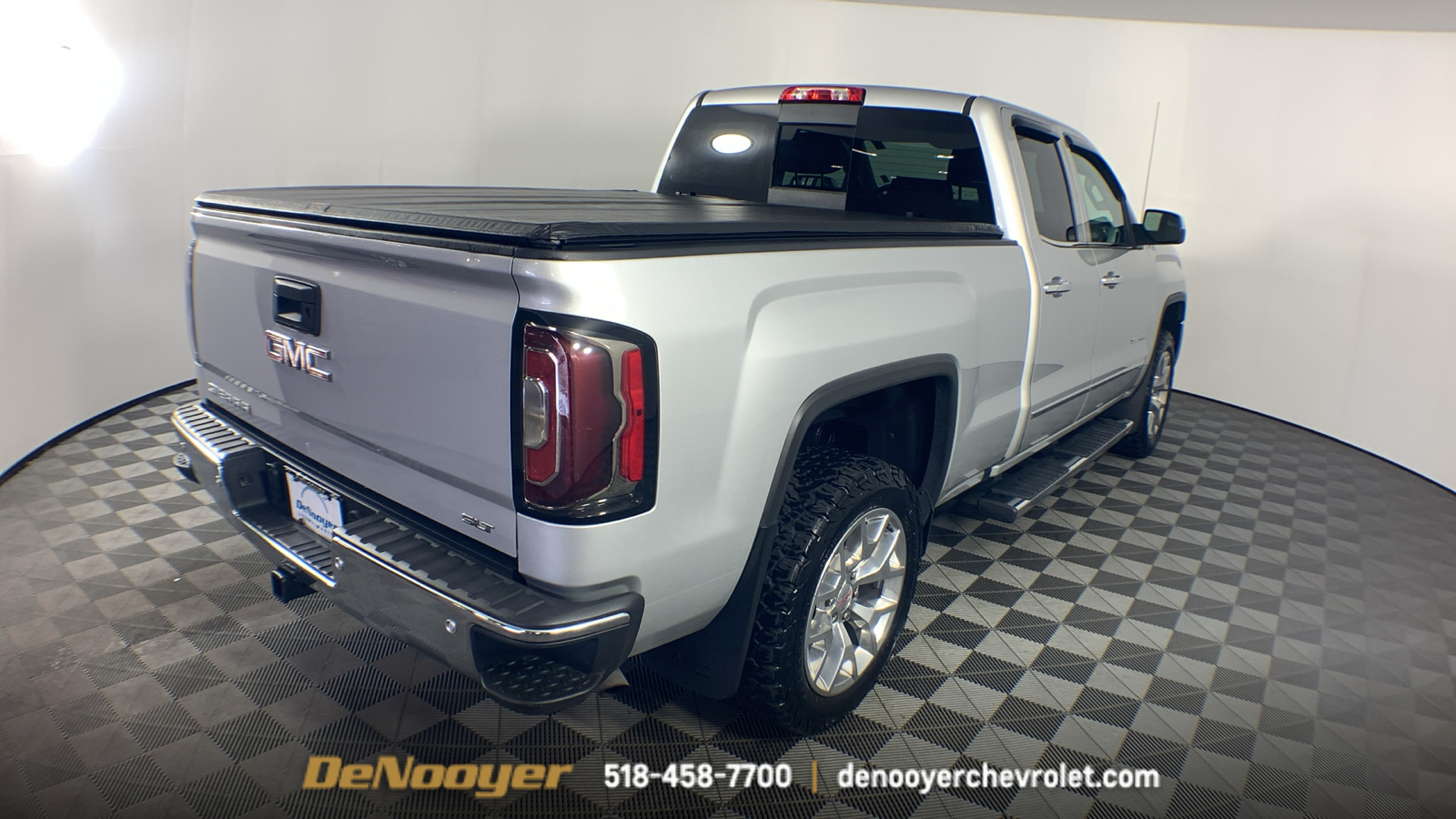 2018 GMC Sierra 1500 SLT 9