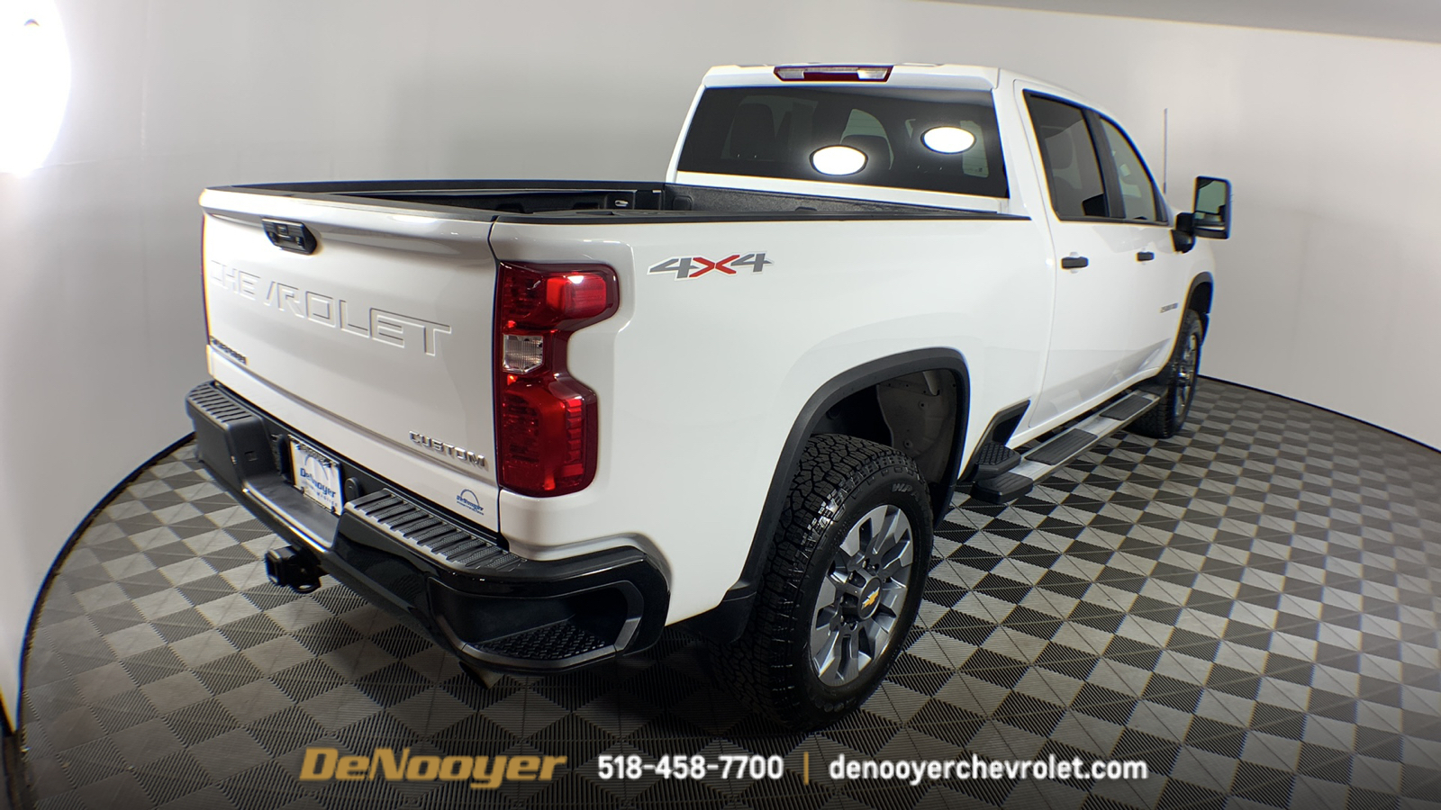 2023 Chevrolet Silverado 2500HD Custom 9