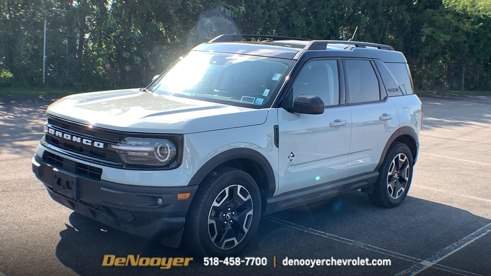 2021 Ford Bronco Sport Outer Banks 3