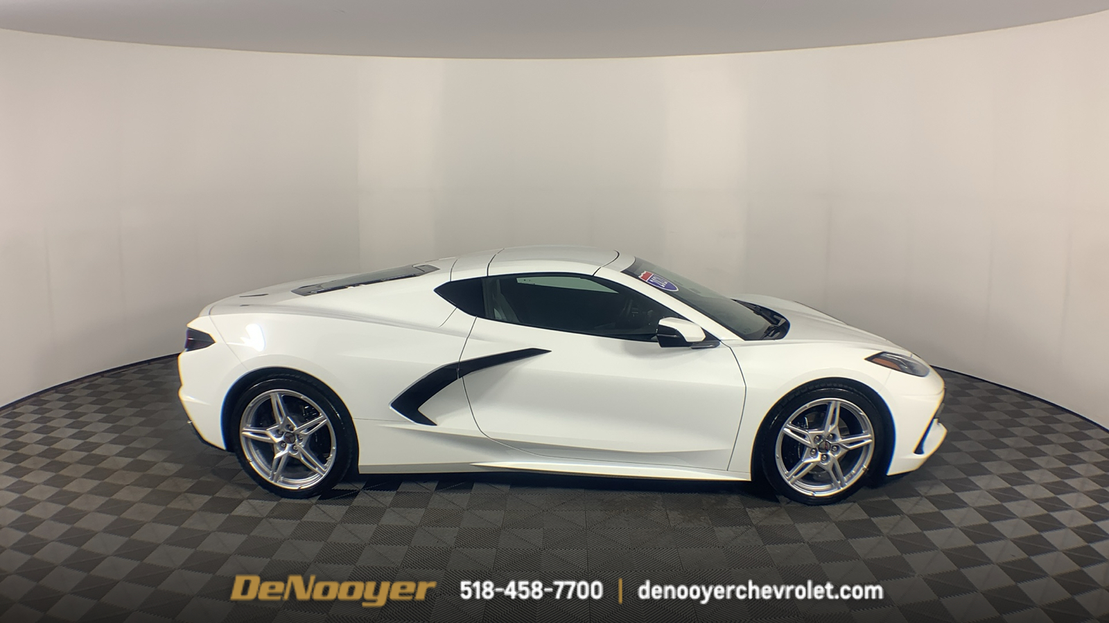 2021 Chevrolet Corvette Stingray 10