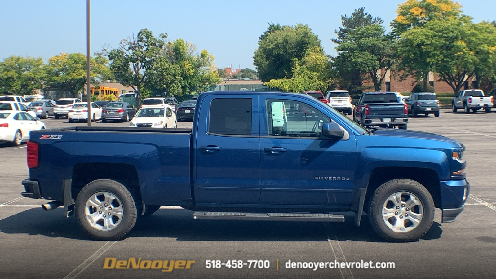 2017 Chevrolet Silverado 1500 LT 10