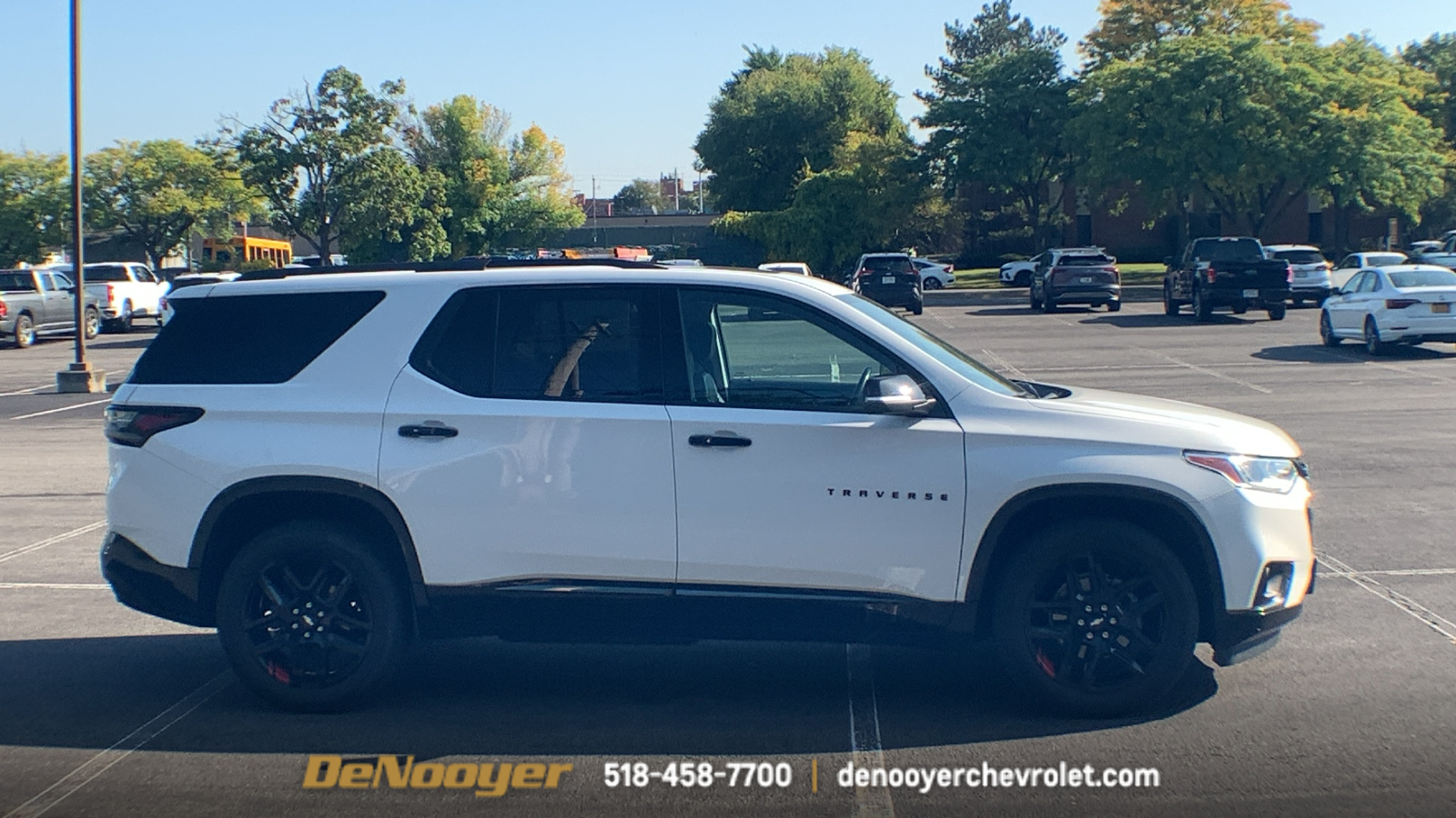 2021 Chevrolet Traverse Premier 10