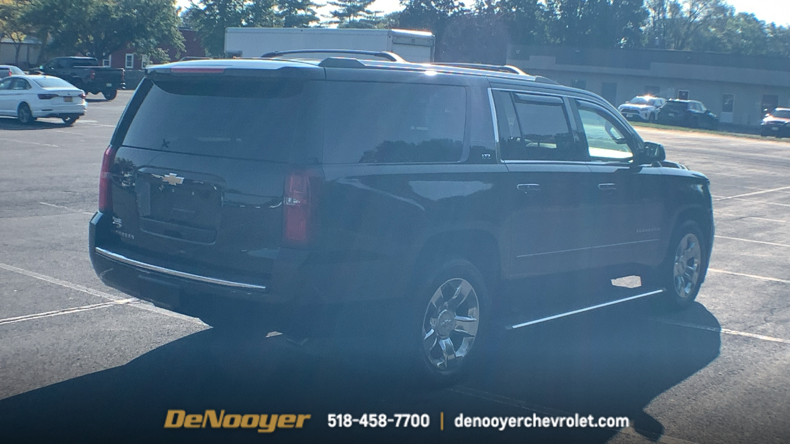 2015 Chevrolet Suburban LTZ 9