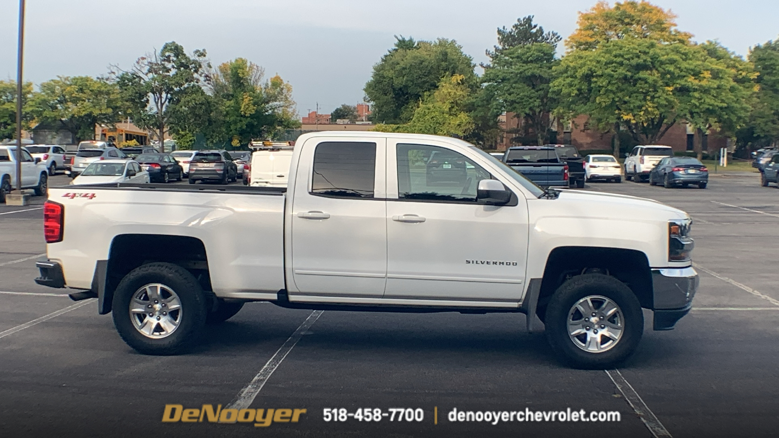 2018 Chevrolet Silverado 1500 LT 10