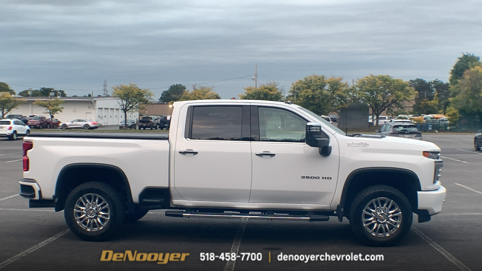 2022 Chevrolet Silverado 3500HD High Country 10