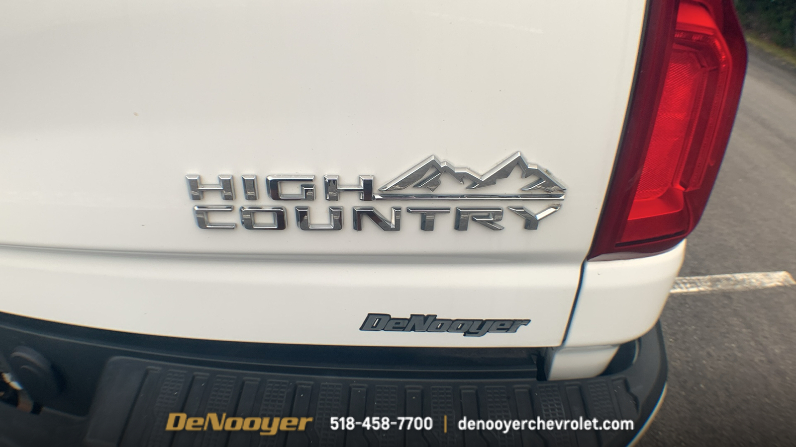 2021 Chevrolet Silverado 3500HD High Country 17