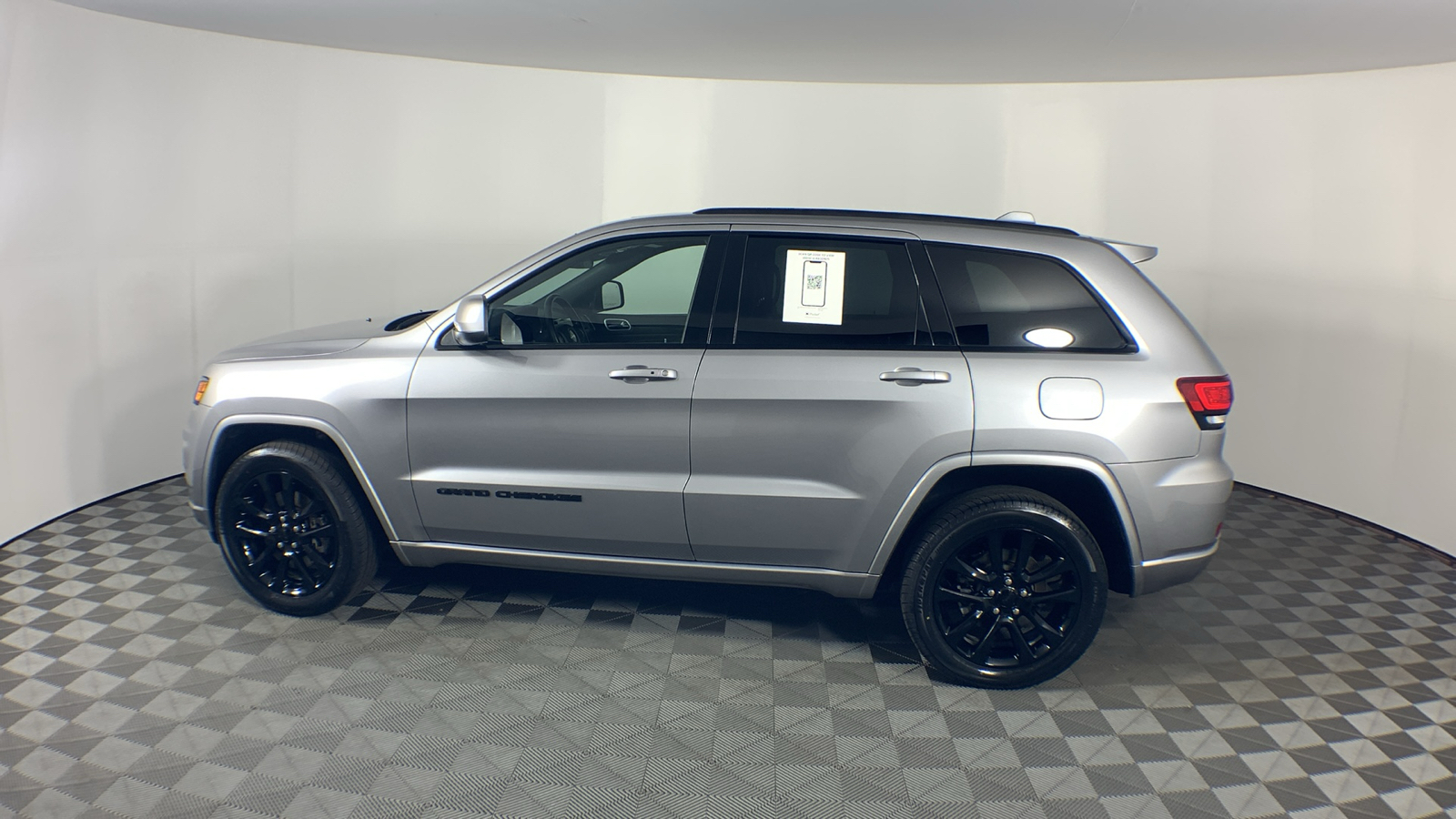 2021 Jeep Grand Cherokee Laredo X 5