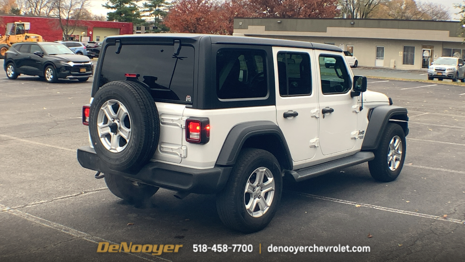 2018 Jeep Wrangler Unlimited Sport S 9