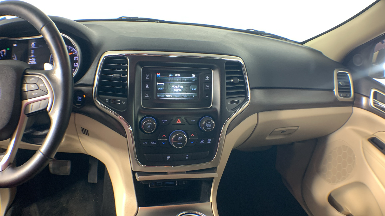 2015 Jeep Grand Cherokee Laredo 22